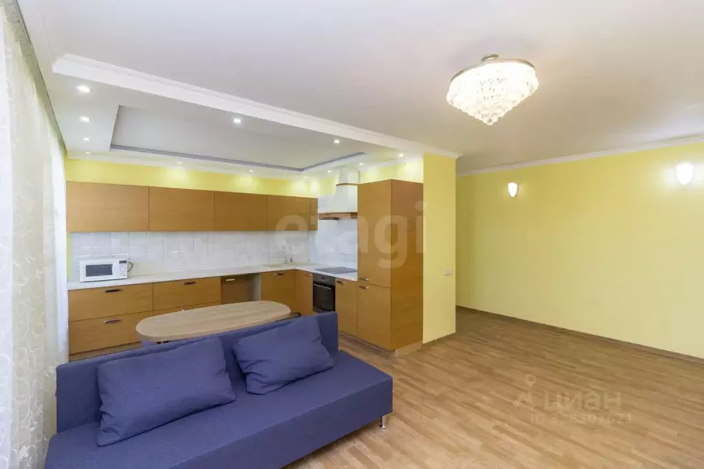 2-к кв. Тюменская область, Тюмень ул. Самарцева, 30 (64.0 м) - Фото 1