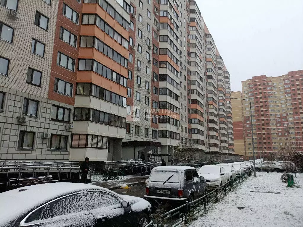 Продается 2-комнатная квартира - Фото 1