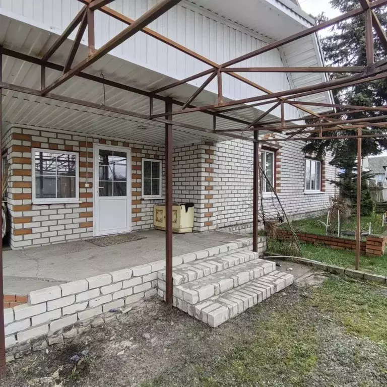 Дом в Брянская область, Навля рп ул. Марии Дунаевой (178 м) - Фото 2