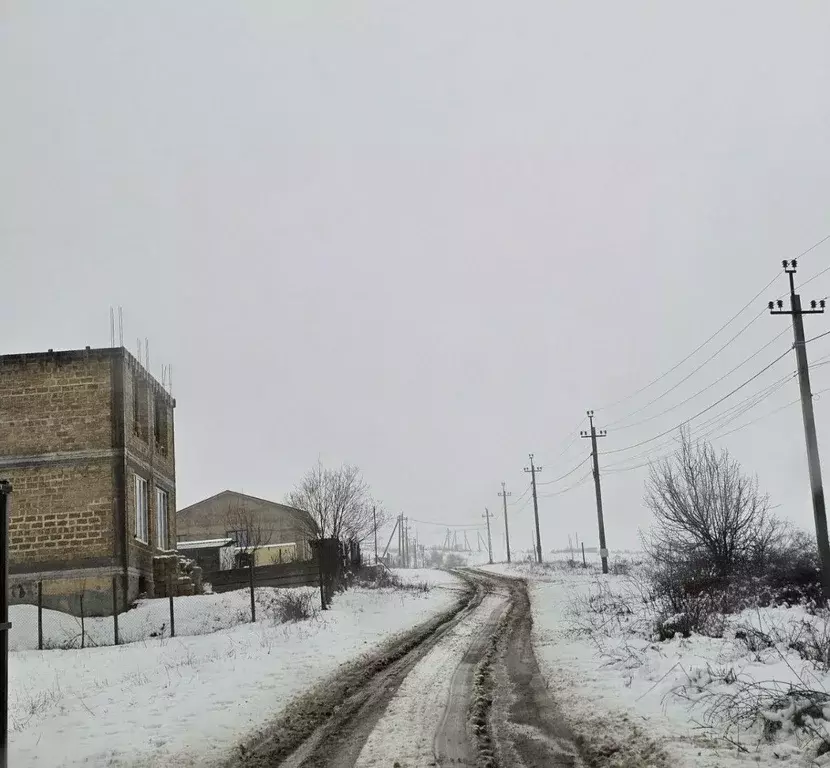 Участок в Крым, Симферопольский район, Перовское с/пос, с. Украинка ... - Фото 2