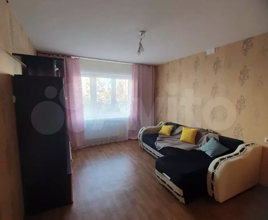 1-к. квартира, 39 м, 1/10 эт. - Фото 1