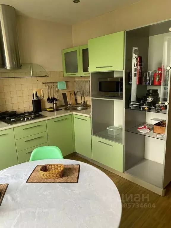 1-к кв. Омская область, Омск ул. Декабристов, 104 (39.0 м) - Фото 2