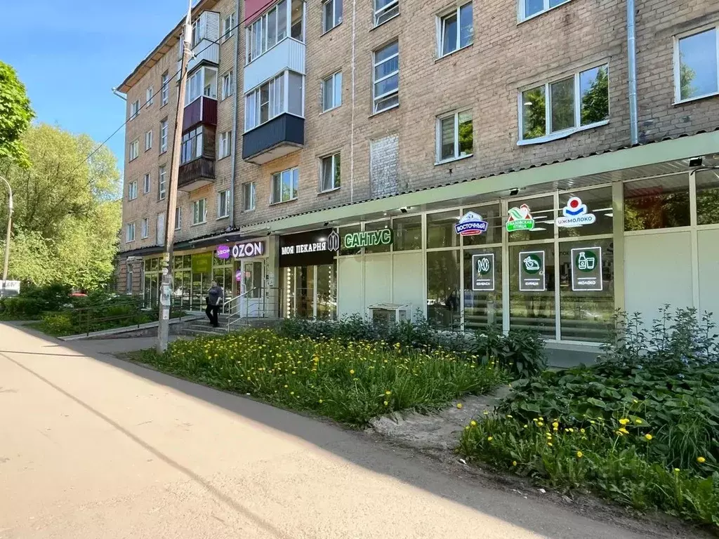 Торговая площадь в Удмуртия, Ижевск Воткинское ш., 38 (40 м) - Фото 1