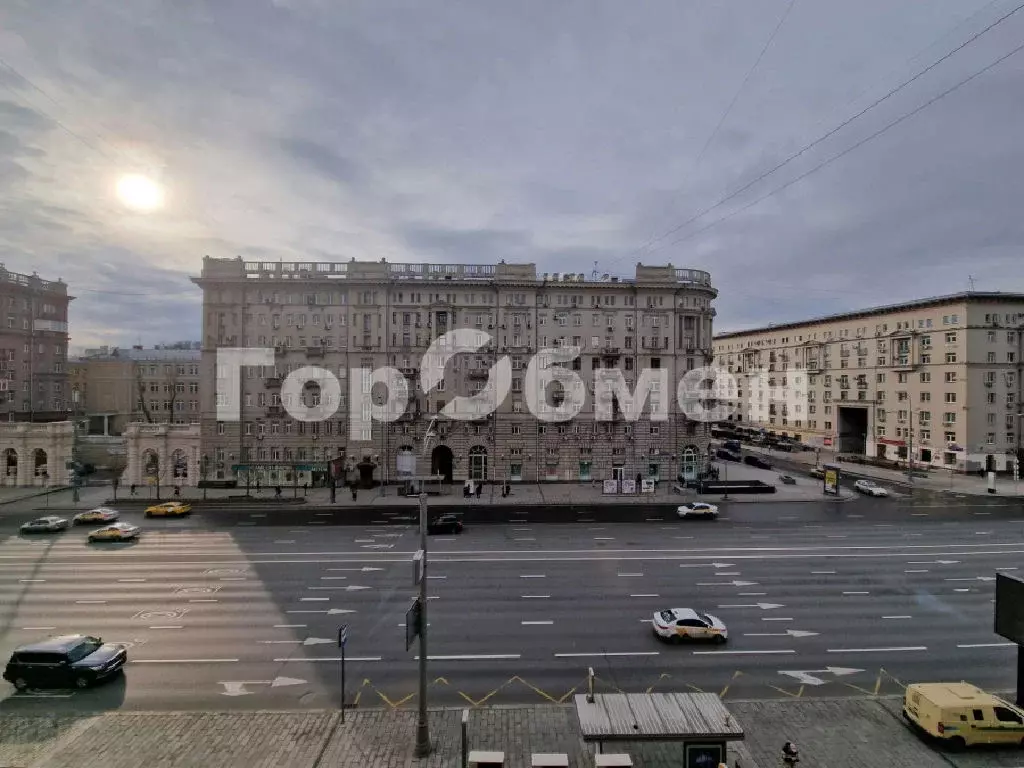 Продается 3-комнатная квартира - Фото 1