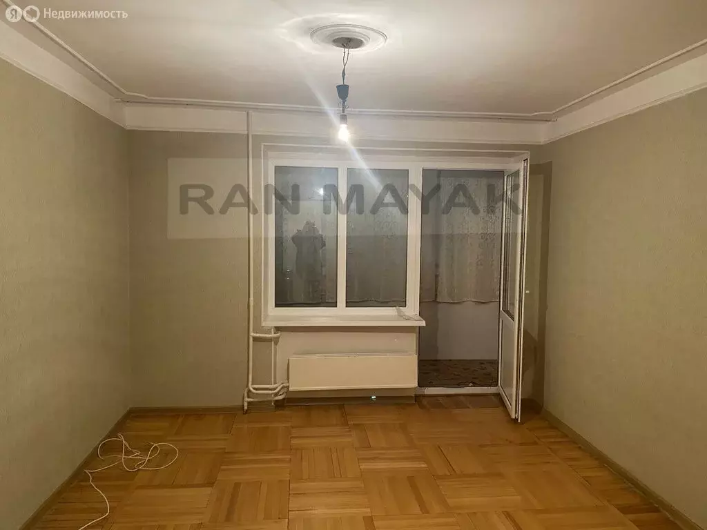 2-комнатная квартира: Майкоп, улица Горького, 196 (50 м) - Фото 1