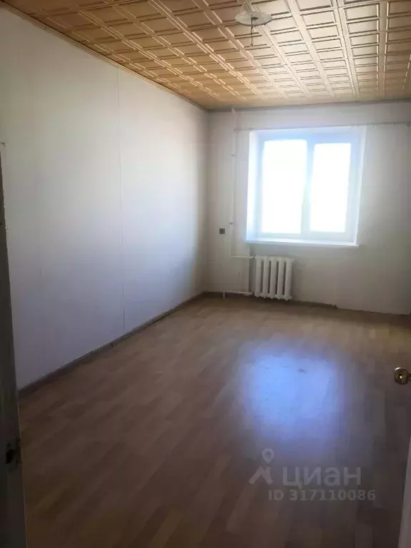 3-к кв. Новгородская область, Великий Новгород ул. Ломоносова, 11 ... - Фото 0
