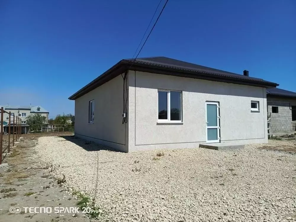 Дом в Краснодарский край, Крымский район, Варениковская ст-ца  (95 м) - Фото 2