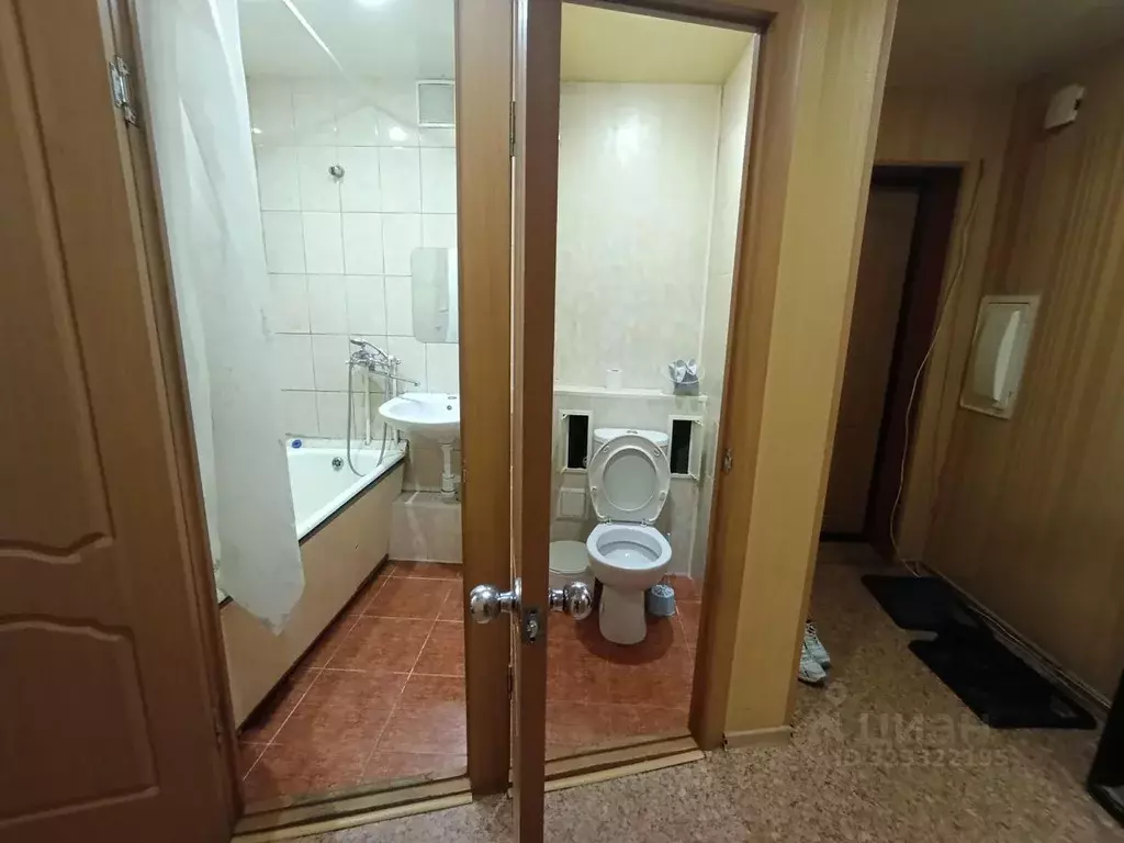 3-к кв. Свердловская область, Екатеринбург просп. Космонавтов, 31 ... - Фото 2