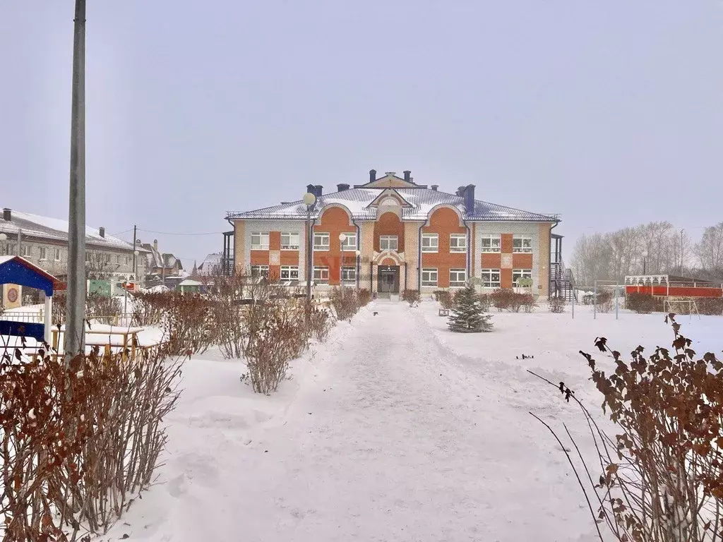 Участок в Тюменская область, Тюменский район, с. Луговое Плодовая ул. ... - Фото 1