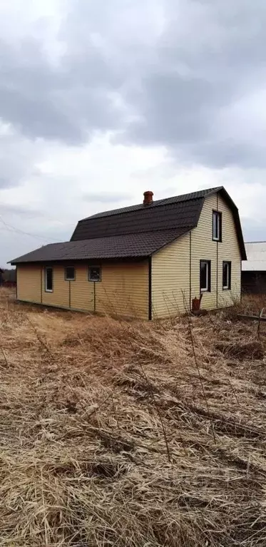 Дом в Смоленская область, Сычевский район, д. Васютино  (100 м) - Фото 0