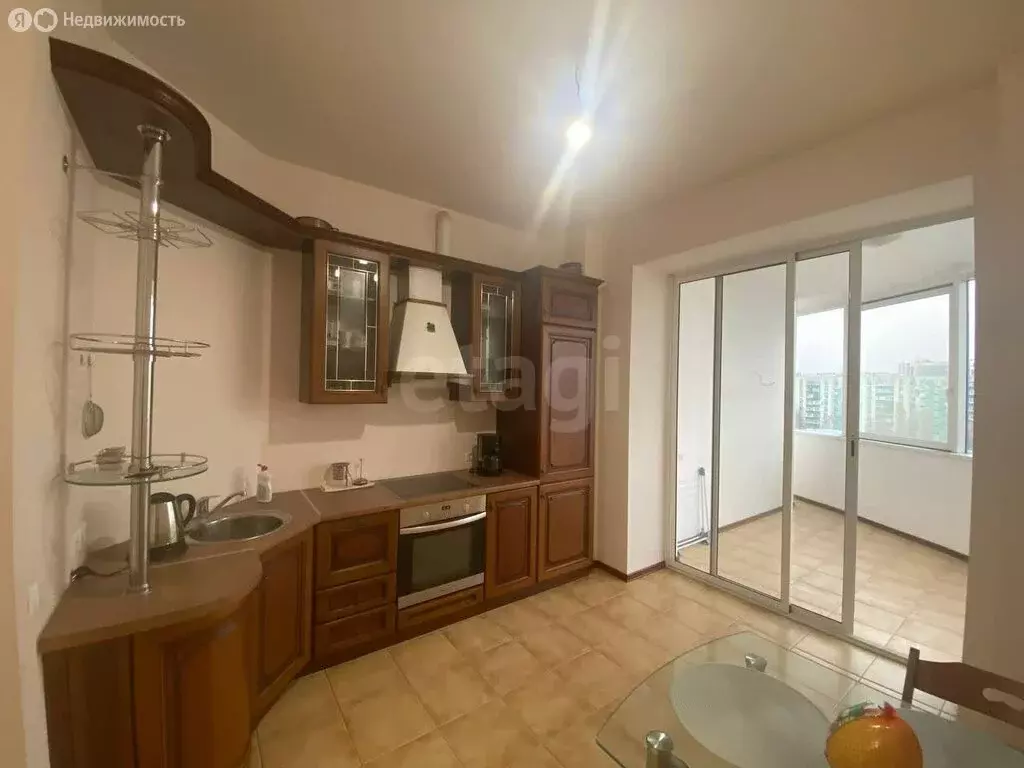 3-комнатная квартира: Белгород, улица Костюкова, 36Б (78.3 м) - Фото 1