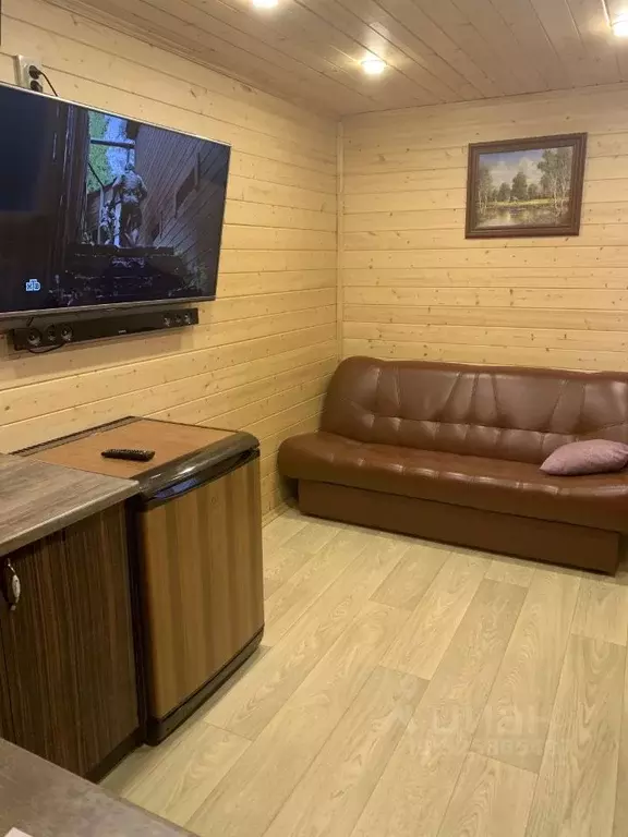 Дом в Новгородская область, Великий Новгород ул. Поддорская, 8 (20 м) - Фото 2