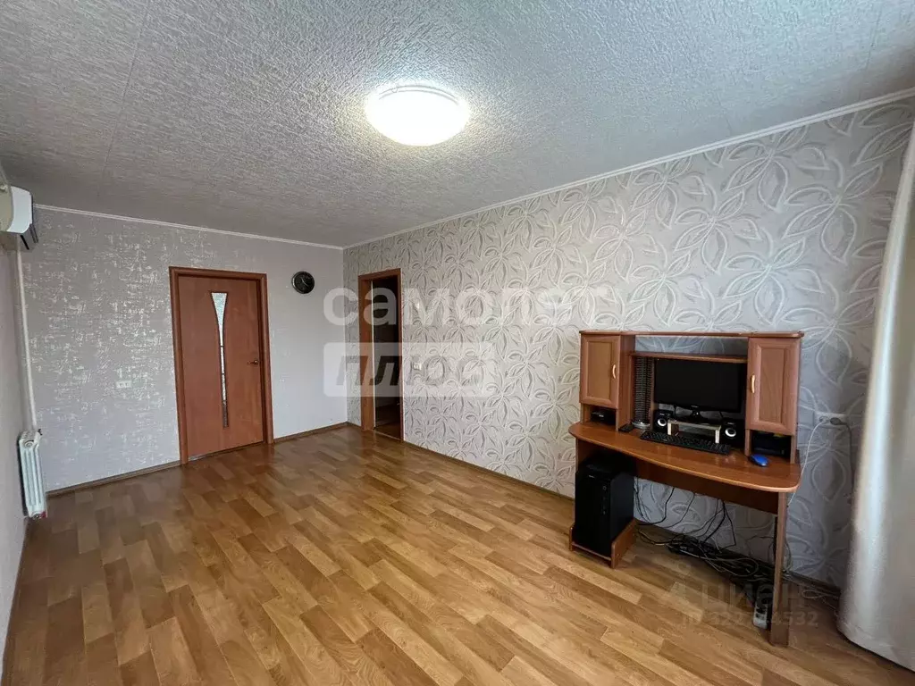 3-к кв. Хабаровский край, Комсомольск-на-Амуре ул. Гагарина, 2 (68.0 ... - Фото 1