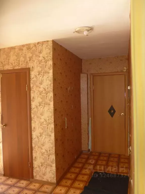 1-к кв. Оренбургская область, Бугуруслан 2-й мкр, 40 (33.0 м) - Фото 1