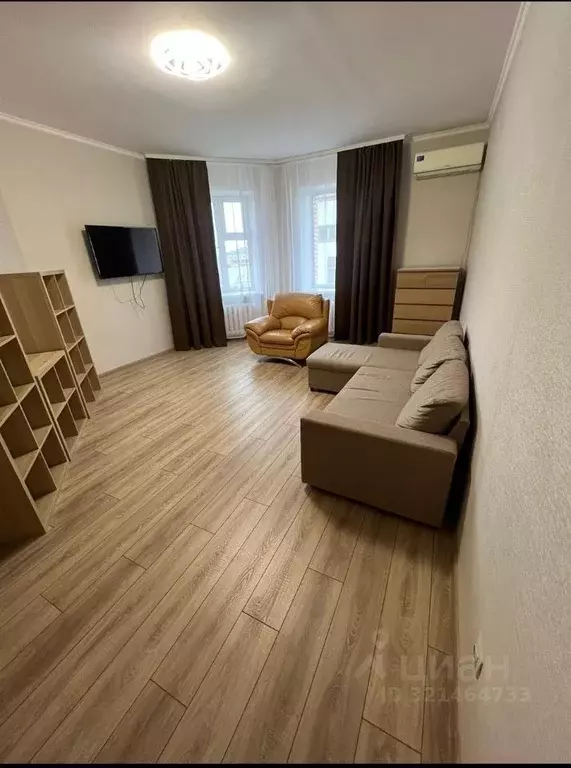 2-к кв. Татарстан, Казань ул. Зинина, 3 (60.0 м) - Фото 0