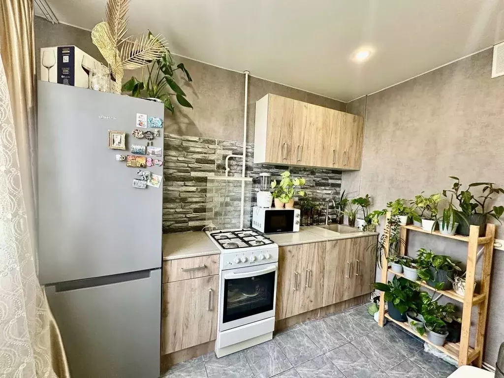 2-к кв. Калужская область, Калуга Тепличная ул., 7 (52.0 м) - Фото 1