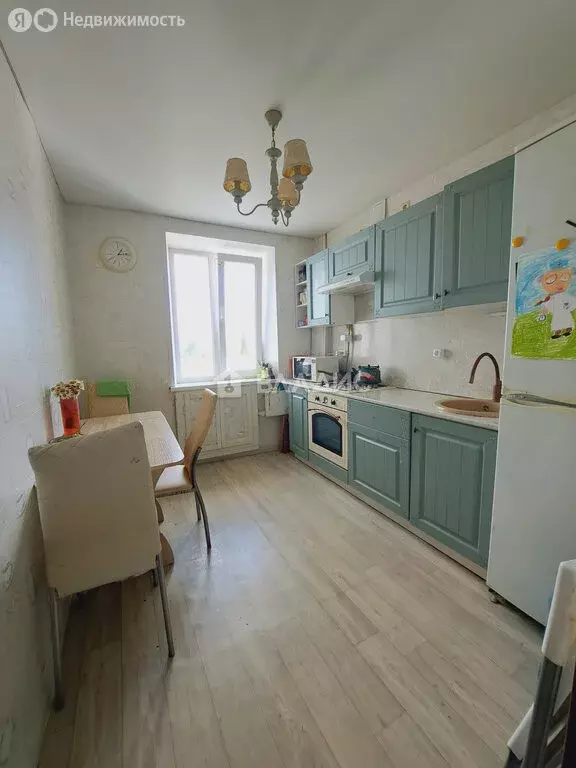 3-комнатная квартира: Стерлитамак, улица Артёма, 63 (66.1 м) - Фото 0