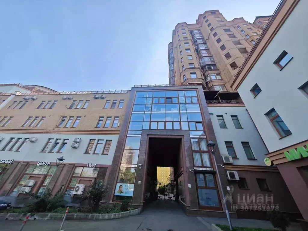 Помещение свободного назначения в Москва Щукинская ул., 2 (327 м) - Фото 1