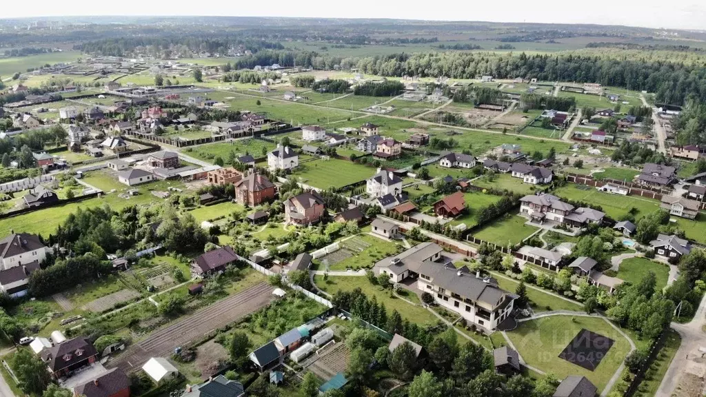 Участок в Московская область, Истра муниципальный округ, д. Ленино ул. ... - Фото 1