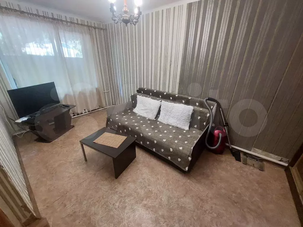 1-к. квартира, 28 м, 1/4 эт. - Фото 1