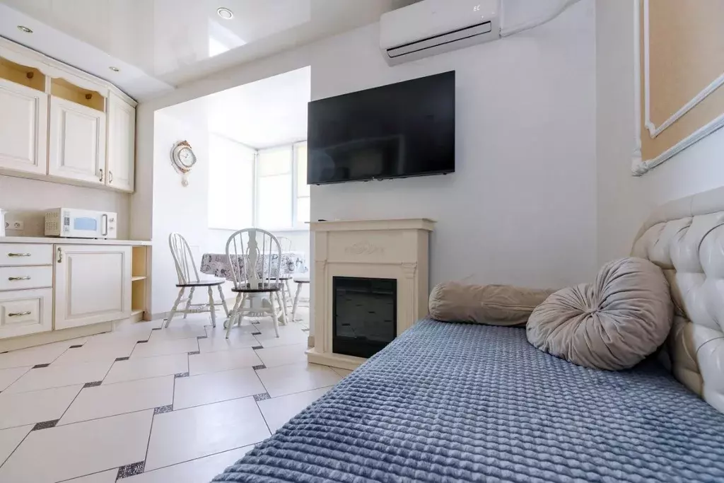 2-к кв. Амурская область, Благовещенск Зейская ул., 283 (75.0 м) - Фото 1