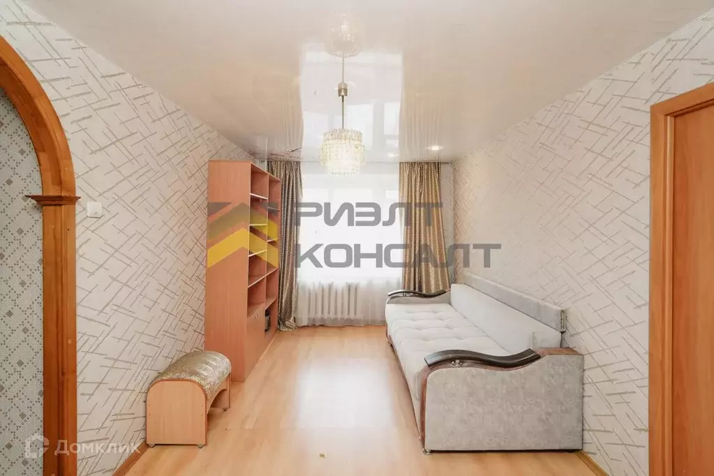 Продаётся 4-к квартира, 60.1 м - Фото 1