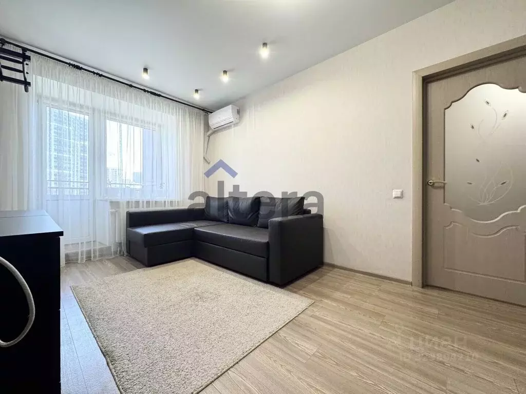 1-к кв. Татарстан, Казань ул. Рауиса Гареева, 92 (35.0 м) - Фото 2
