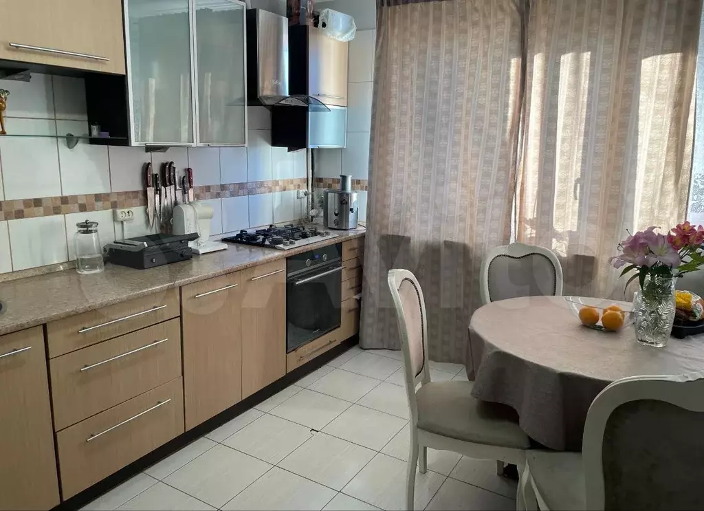 3-к. квартира, 72 м, 9/9 эт. - Фото 1