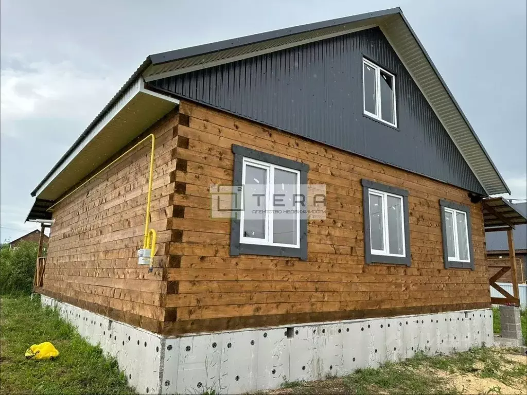 Дом в Башкортостан, Иглинский сельсовет, с. Иглино ул. Жуковского, 16 ... - Фото 1