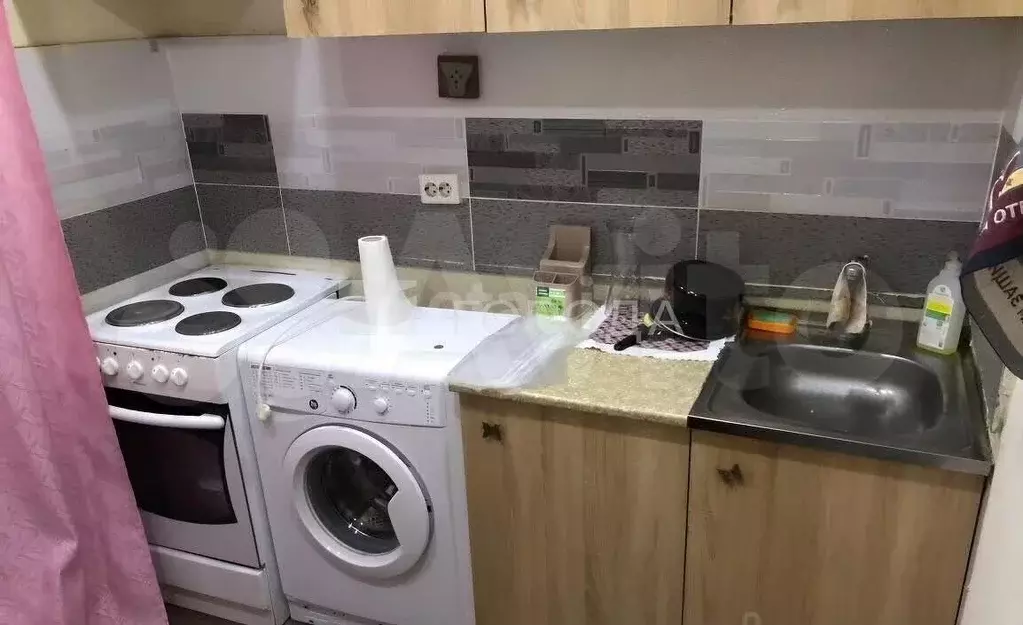 1-к. квартира, 30 м, 1/3 эт. - Фото 0