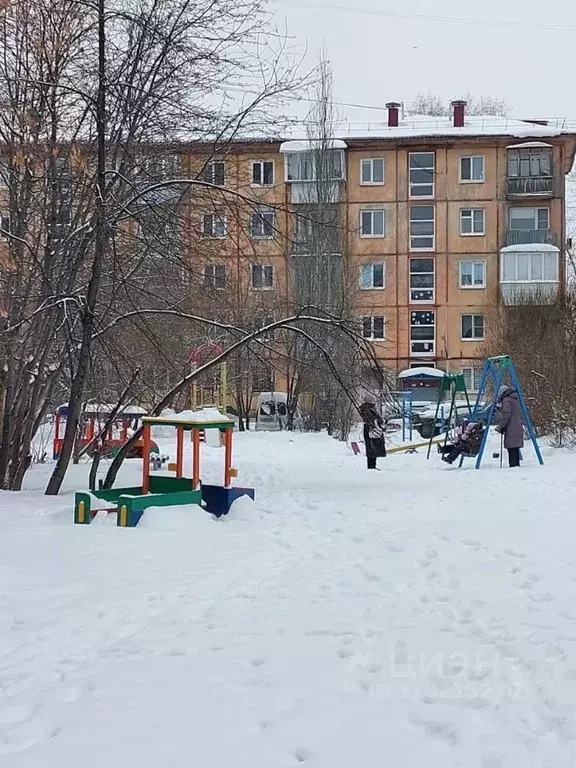 2-к кв. Омская область, Омск ул. Индустриальная, 3 (44.0 м) - Фото 0