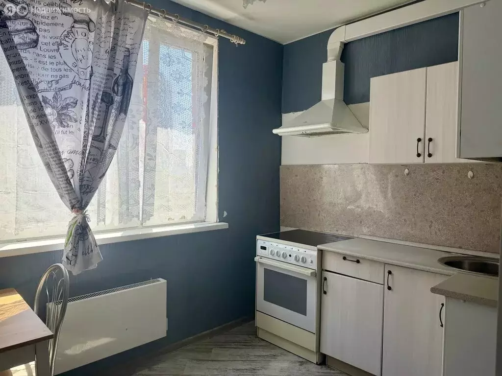 1-комнатная квартира: посёлок городского типа Боброво, Крымская улица, ... - Фото 2