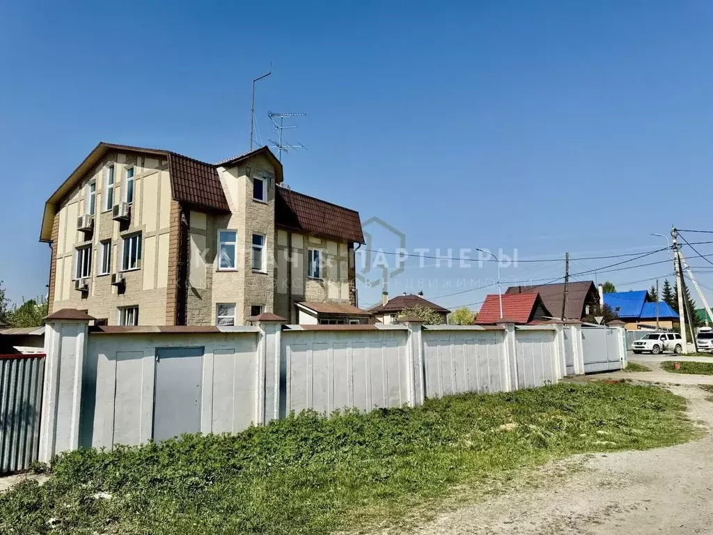 Дом в Свердловская область, Екатеринбург муниципальное образование, ... - Фото 1