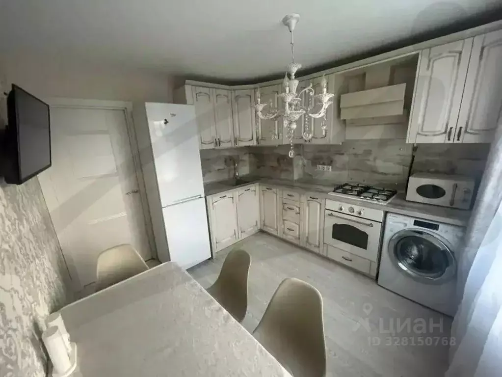 3-к кв. Московская область, Солнечногорск ул. Военный городок, 9 (71.0 ... - Фото 1