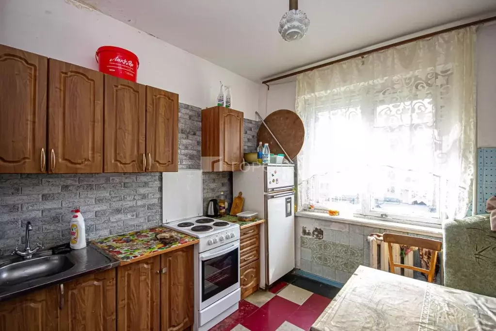2-к кв. Новосибирская область, Новосибирск Шлюз мкр, ул. Русская, 29 ... - Фото 0