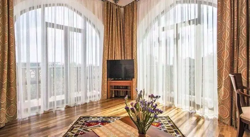 Комната Крым, Евпатория ул. Караева, 12/32 (72.0 м) - Фото 2