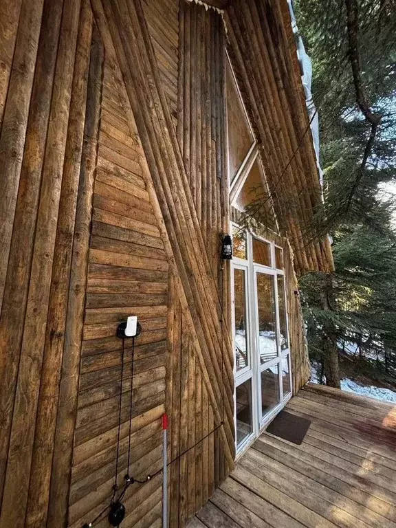 Дом в Карачаево-Черкесия, Зеленчукский район, с. Архыз  (50 м) - Фото 2