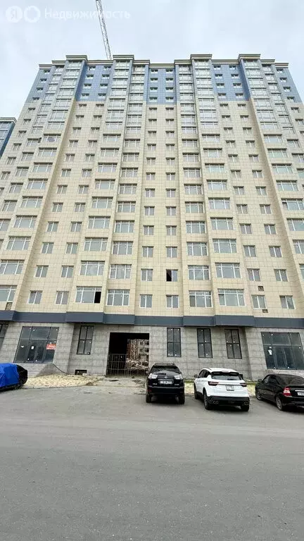 2-комнатная квартира: Махачкала, улица Времена Года, 7А (65 м) - Фото 0