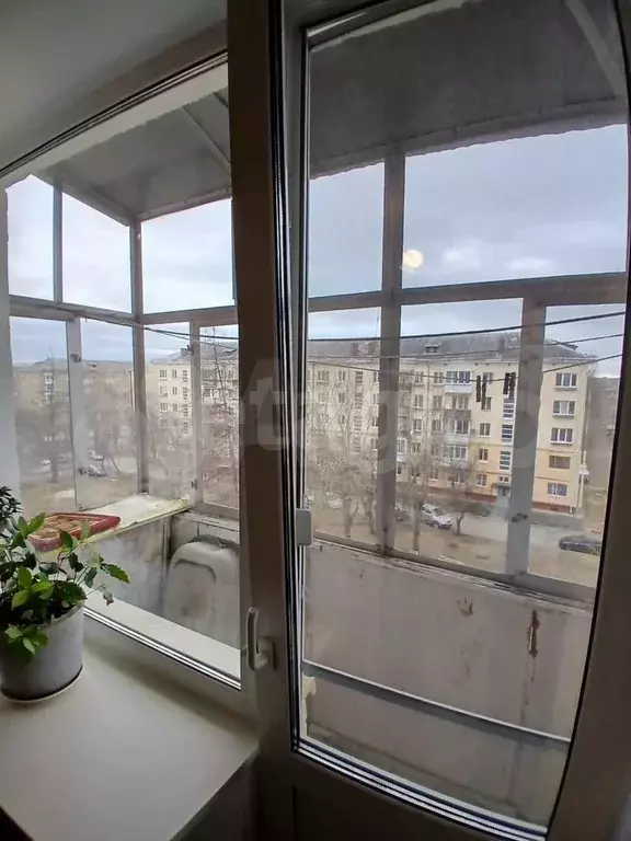 1-к. квартира, 29,8 м, 5/5 эт. - Фото 0