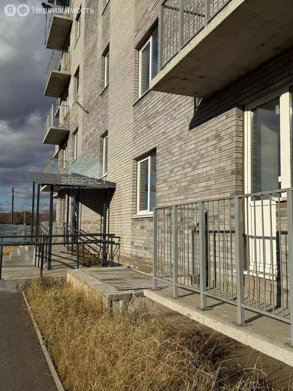 1-комнатная квартира: Черногорск, улица Генерала Тихонова, 37В (40 м) - Фото 2