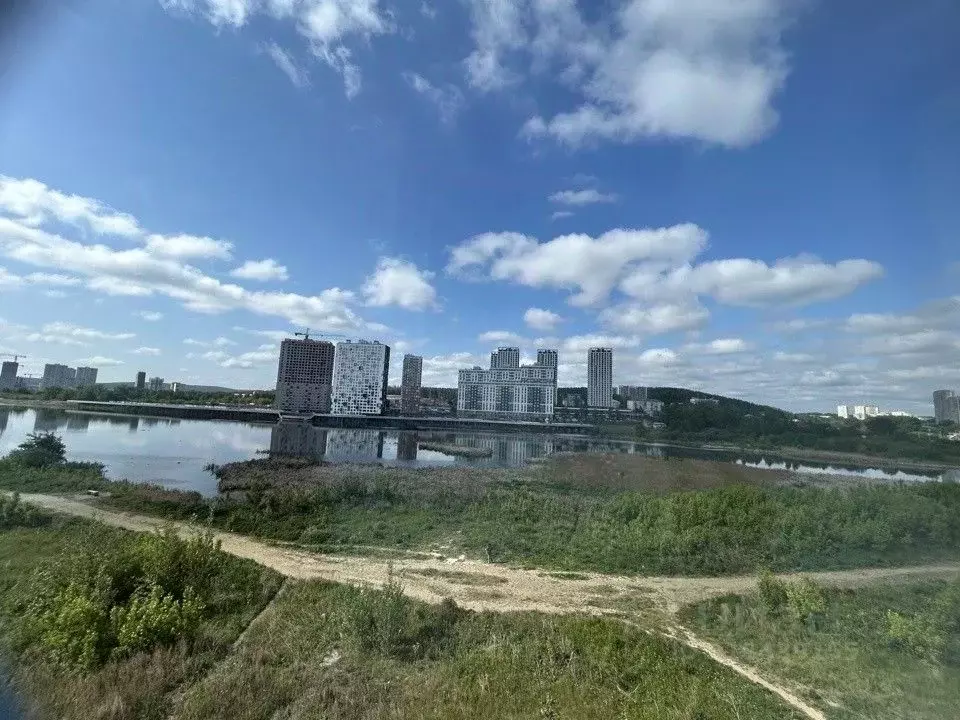 Студия Свердловская область, Екатеринбург ул. Рощинская, 27 (26.0 м) - Фото 1