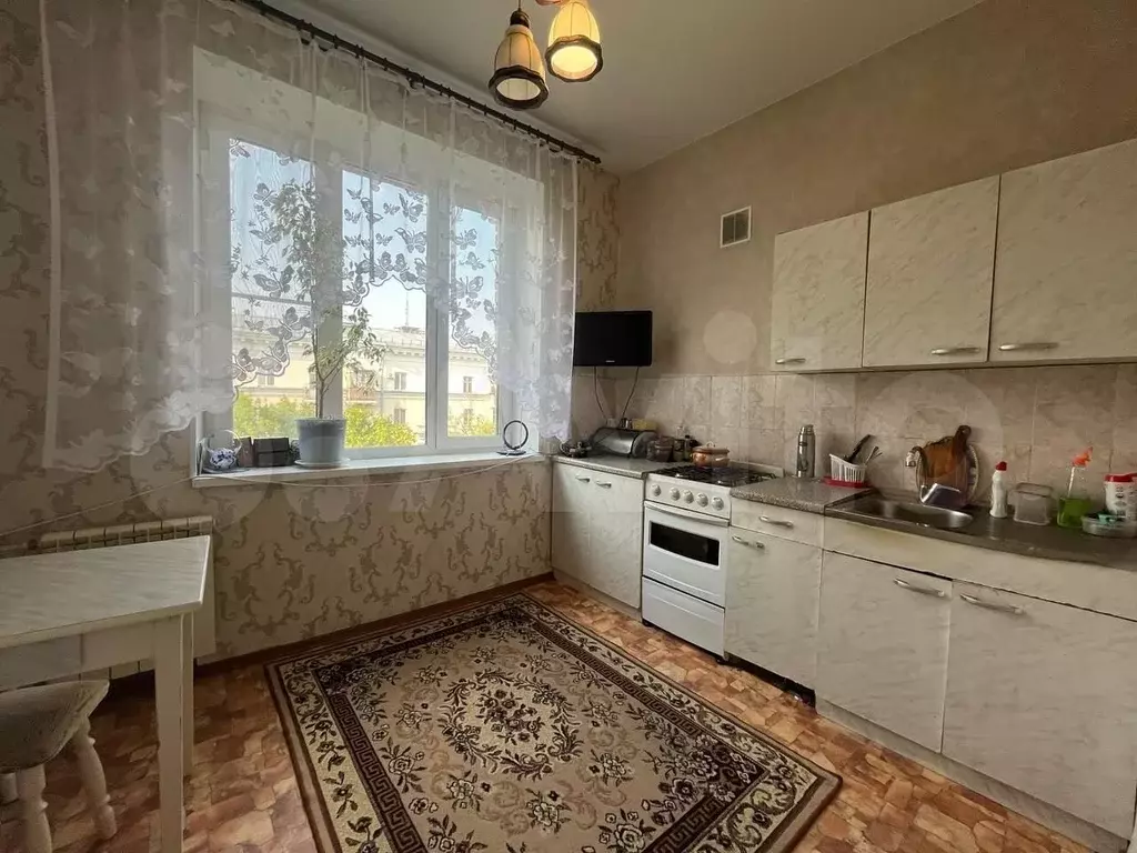 2-к. квартира, 56,2 м, 4/4 эт. - Фото 1