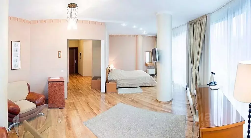 Комната Саратовская область, Саратов Соборная пл., 2 - Фото 2