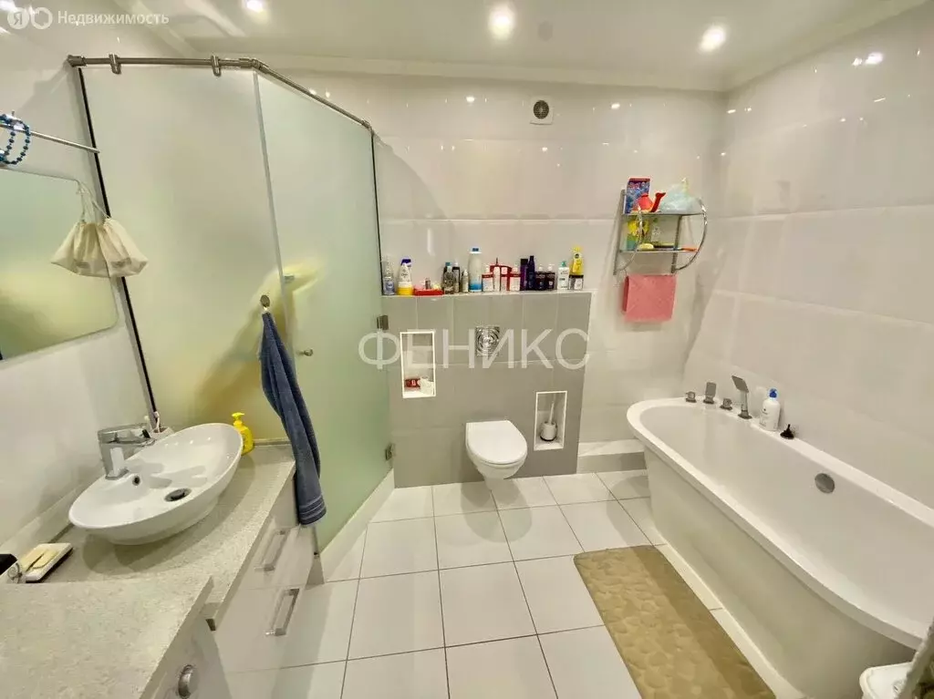 2-комнатная квартира: Калининград, Шахматная улица, 2Б (70 м) - Фото 0