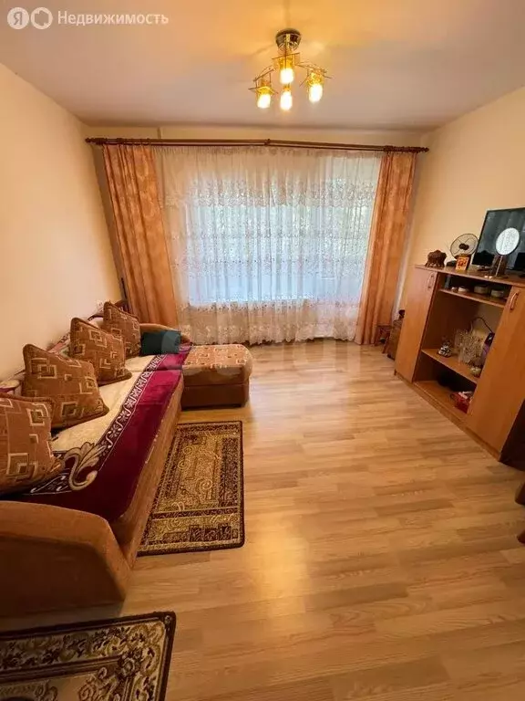 3-комнатная квартира: Улан-Удэ, проспект Строителей, 28 (62.06 м) - Фото 0