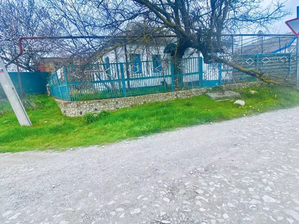 Дом в Краснодарский край, Темрюкский район, Тамань ст-ца ул. Лебедева, ... - Фото 1