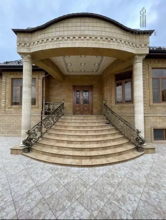 Дом в Чеченская республика, Грозный ул. Челюскинцев, 2 (500 м) - Фото 0