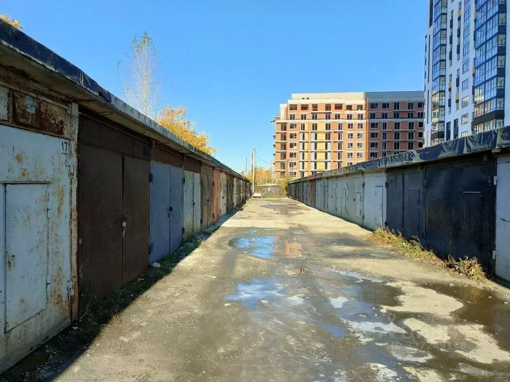 Гараж в Свердловская область, Екатеринбург Сортировочный жилрайон, ... - Фото 1
