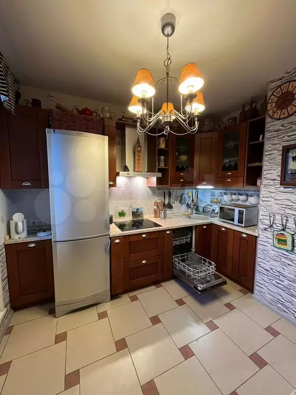2-к. квартира, 55 м, 7/12 эт. - Фото 0