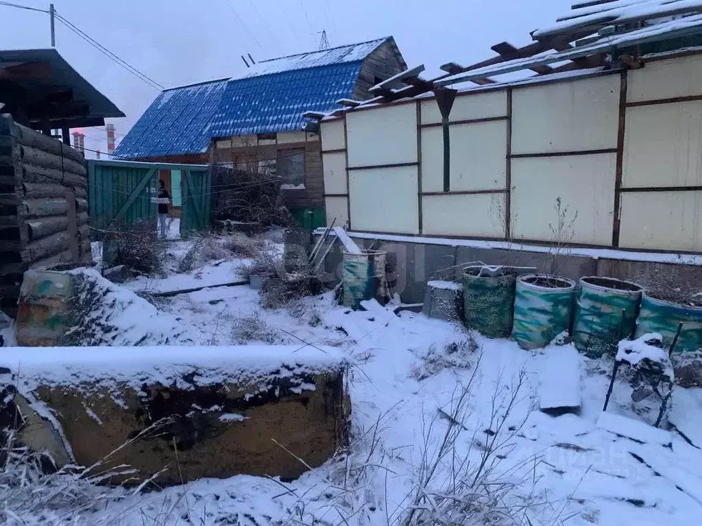 Дом в Саха (Якутия), Якутск Пристанский кв-л, ул. 1-я База, 3 (79 м) - Фото 1